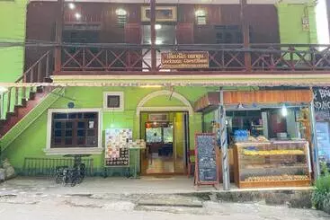 Pensió Dockhoun Guesthouse