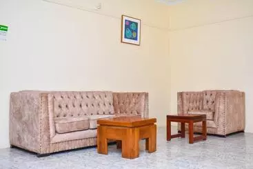 ホテル Kisumu B&b: Cozy Stay & Secure Parking