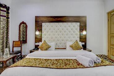 בית מלון כפרי White Villa By Hameed