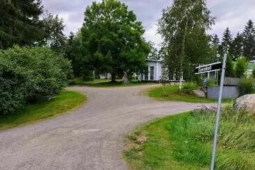 ユースホステル Saarnimaja