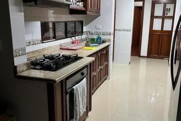 Bed and Breakfast Habitación En Ciudad Jardin