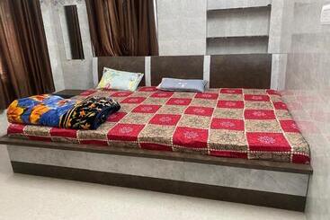 Pensjonat Shyam Room Booking