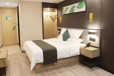 בית מלון כפרי Thank Inn Plus Shigatse Tashihunpo Monastery