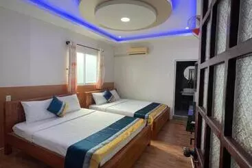 Apart Otel Khách Sạn Trung Hiếu