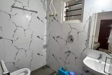 Resort Thrilok Vihar