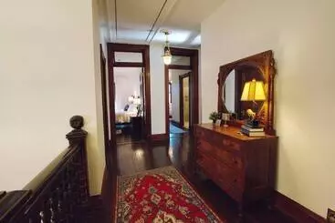 تختخواب و صبحانه Louisville Bourbon Inn