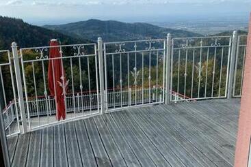 Hotelli Eventhaus Wiedenfelsen