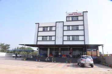 Hotel Shree Sharnam