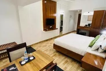 Hotell Queens Tourist Home