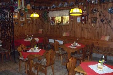 ユースホステル Penzion U Urbanů