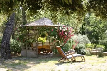 Bed and Breakfast Le Mas De La Pinède