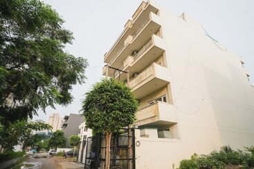 Hotelli Interglobe Oasis, Golf Course Road, Gurgaon