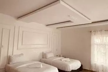 هتل آپارتمان Olakira Mara Homes