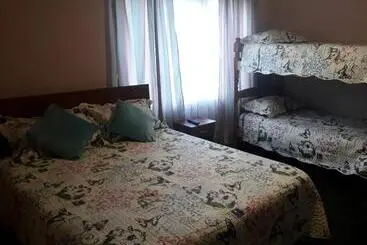 ペンション Hostal Torres Del Paine 2