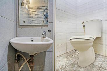 فندق Collection O 93070 Apartemen The Suite Metro By Sultan Property Ii