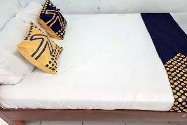 Szálloda Spot On 92743 Kost Elisabeth Syariah
