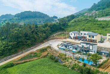 Namhae Sea And View Pool Villa Pension