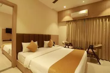 Hotel Taviral Regency