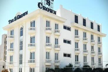 Hotelli The S Crown Somnath