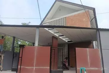 Hotel Oyo 93514 Rubina Syariah