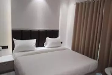 Hotel Midtown , Bareilly