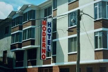 هتل Moderno Coroico