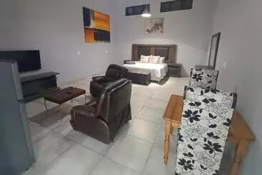 پانسیون Clyde S On Dale Guest House