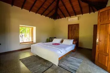 Hotelli Omkara Rekawa