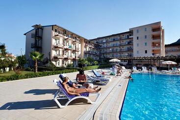 هتل Garden Park Beldibi