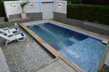 Guacamayas Resort Vacation