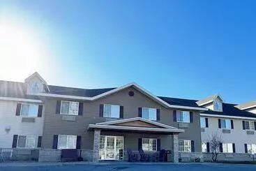 Hotelli Country Trails Inn &suites