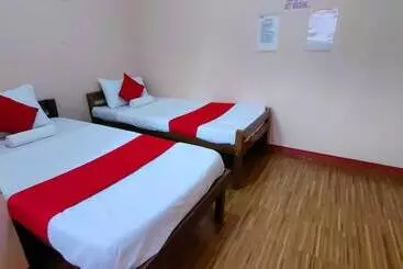Hotel Oyo 1038 William Hearts Pension