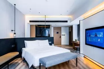 Yunmu Hotel Luzhou