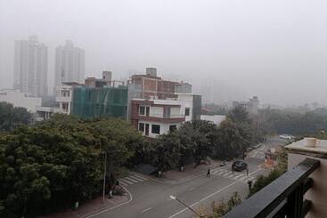 Szálloda The Sunrise View Corporate Stay