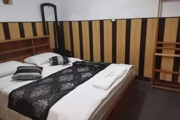 Nocleg ze śniadaniem Happy Inn