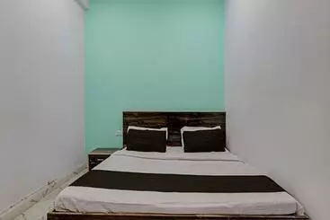 Hotel Oyo Flagship Prayag Bhagirathi