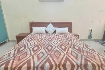 ホテル Shri Paramhansa Sewa Ashram