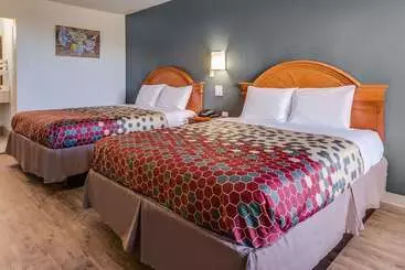 ホテル Budget Inn