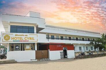 Hotel Cyril