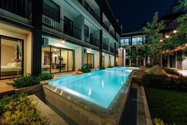 Hotel Phu Sakon Ville