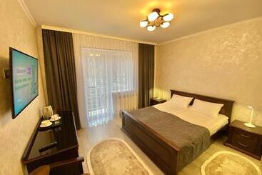 Herberge сонячне джерело