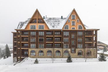 Hotel карпатська ружа