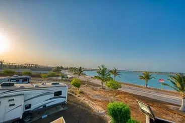 アパートホテル منتجع شاطئ الورد