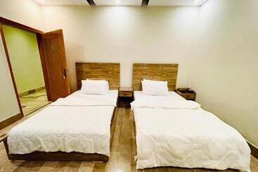 هتل Bed & Rest Airport