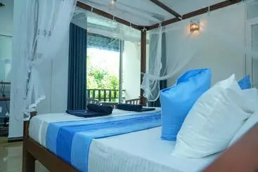Hotel Ocean S Eye Apartments