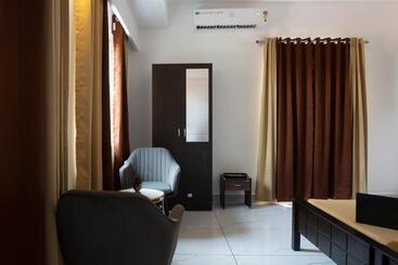 Hotel Avanthi Homestay
