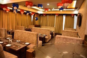 Hotel Lotus Gardenia