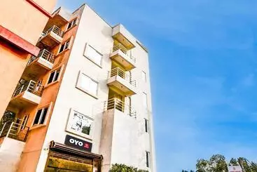 Oyo Hotel Bijaya Premium  2