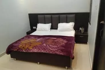 Pensión Butterflyi Guest House Near Kashi Vishwanath Temple Booking Will Be Confirmed After Advance Only