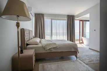 تختخواب و صبحانه Cape Montenegro Villas